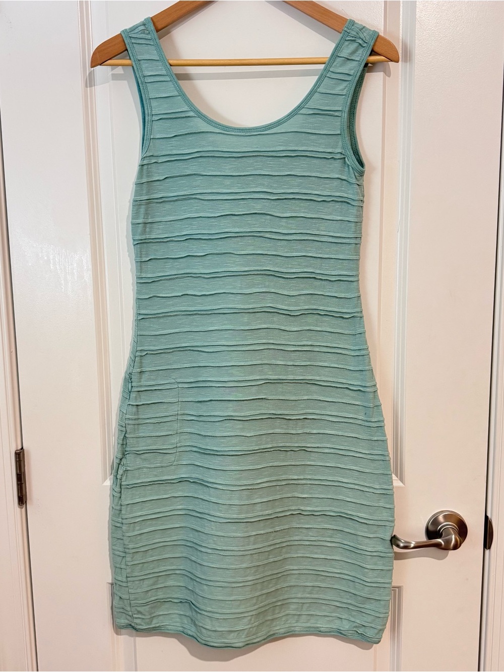 Toad & Co Samba Flow Tank Dress Size Sm Aqua Textured Zip Pocket Hiking Camping